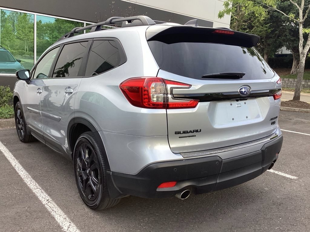 Used 2025 Subaru Ascent Bronze Edition AWD/4WD image 10