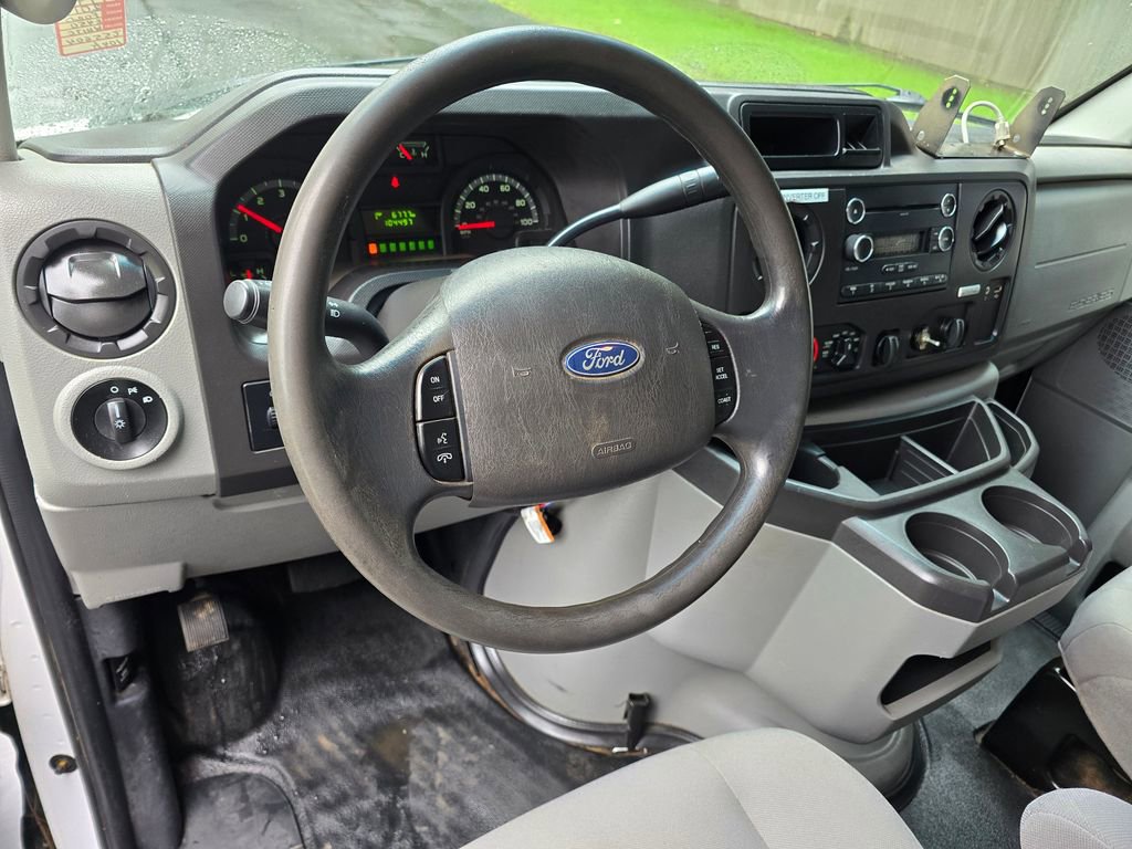 Used 2017 Ford E-450 and Econoline 450 Super Duty w/ Power Windows & Locks Group image 12