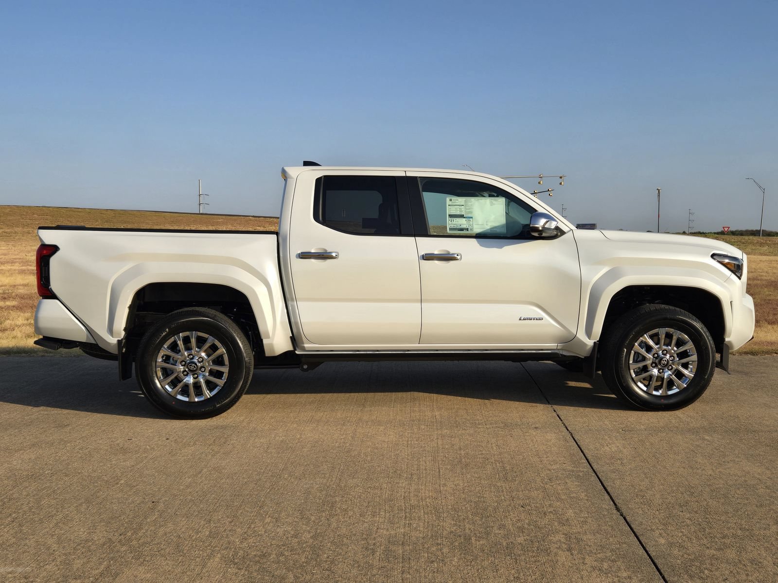 New 2026 Toyota Tacoma Limited AWD/4WD image 7