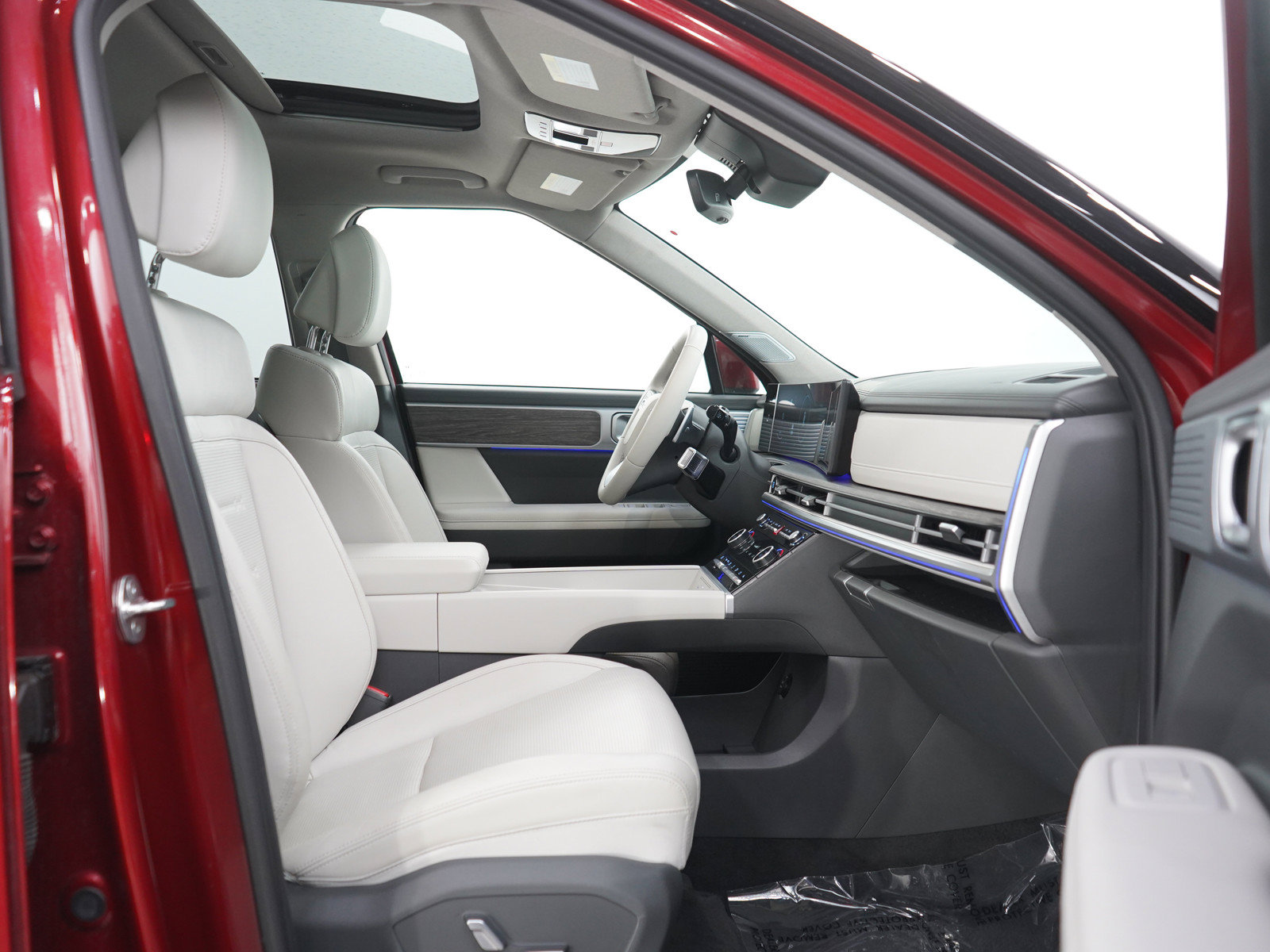 Used 2024 Hyundai Santa Fe Limited AWD/4WD image 11