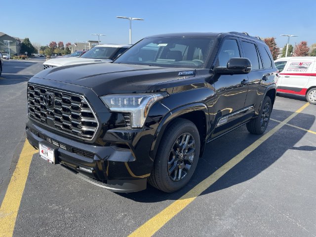 New 2026 Toyota Sequoia Platinum AWD/4WD image 12