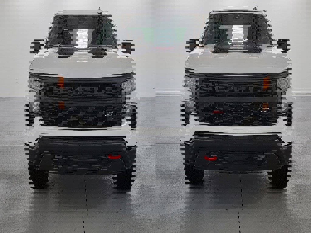 Used 2023 Chevrolet Silverado 1500 Custom Trail Boss image 3