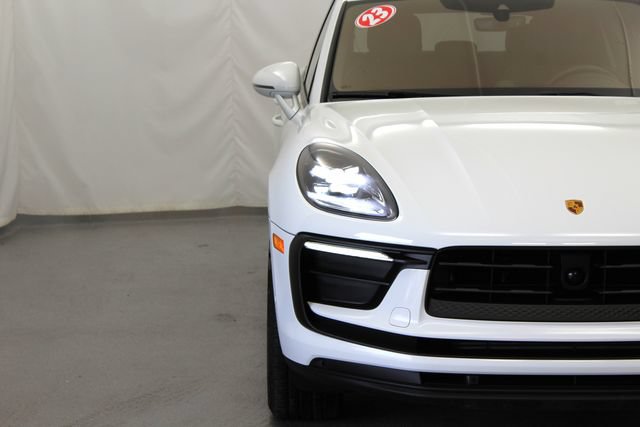 Used 2023 Porsche Macan Turbo AWD/4WD image 5
