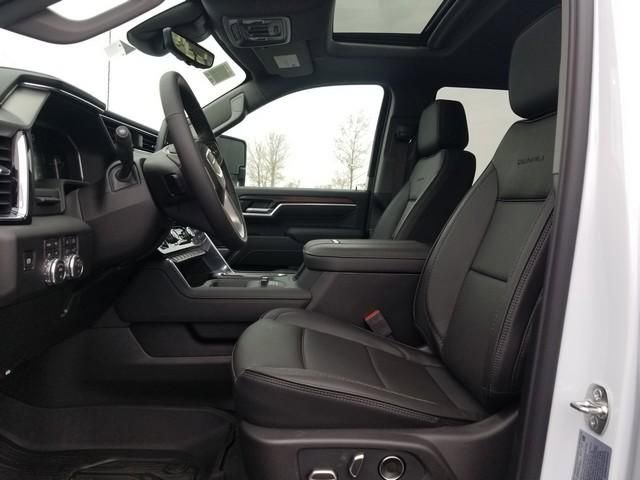 New 2026 GMC Sierra 2500 Denali w/ Denali Reserve Package image 12