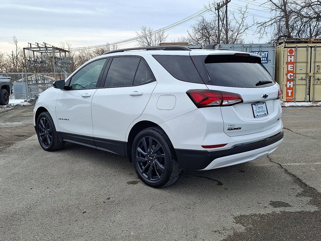 Used 2022 Chevrolet Equinox RS image 8