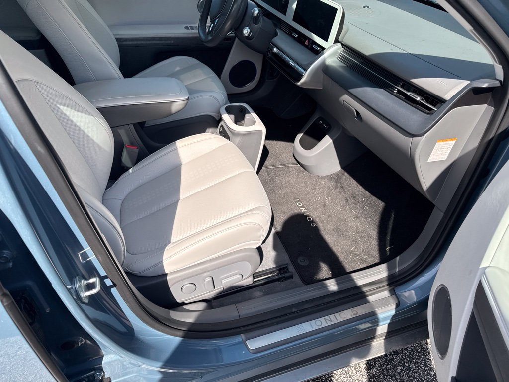 Certified 2024 Hyundai Ioniq 5 Limited RWD image 9