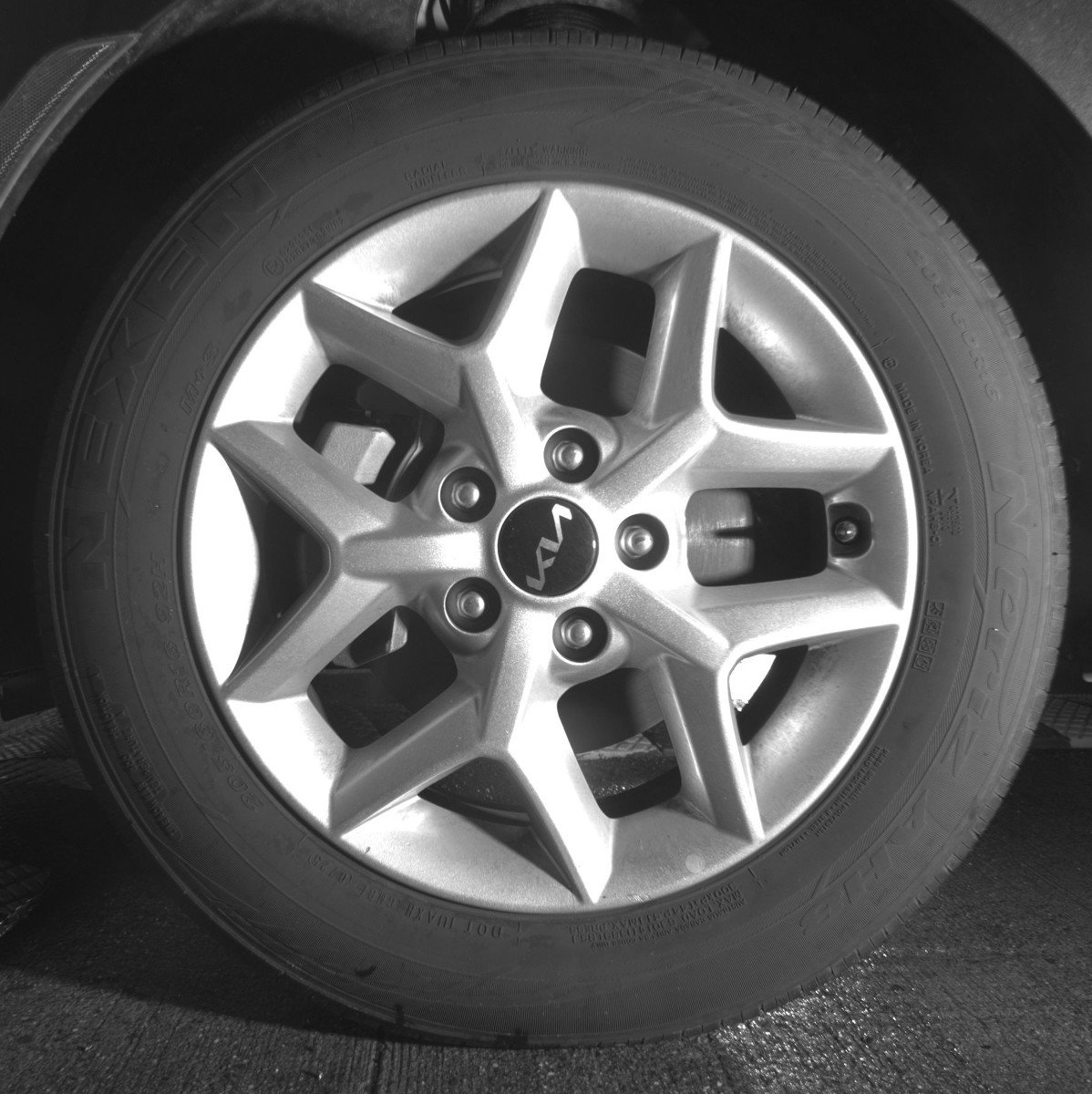 Used 2025 Kia Soul LX w/ LX Technology Package image 12