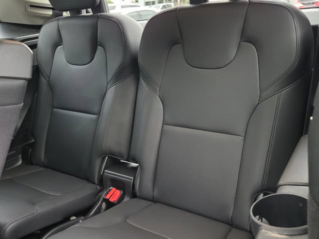 Used 2023 Volvo XC90 B5 Plus AWD/4WD image 8