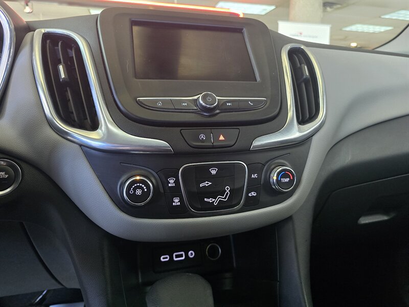Used 2023 Chevrolet Equinox LS w/ LS Convenience Package FWD image 21