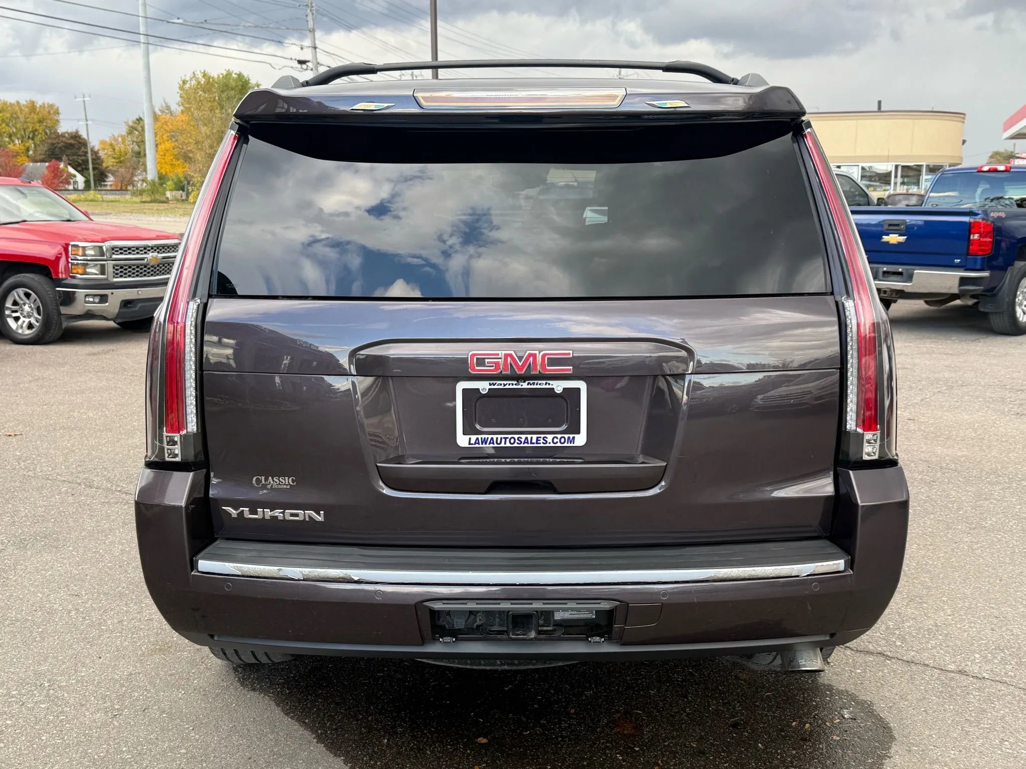 Used 2015 GMC Yukon SLT w/ Open Road Package image 6