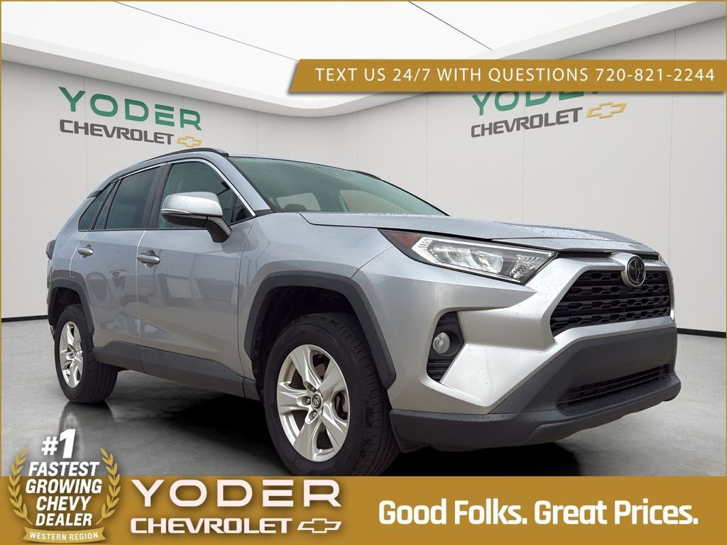 Used 2021 Toyota RAV4 XLE w/ Carpet Mat Package (TMS)
