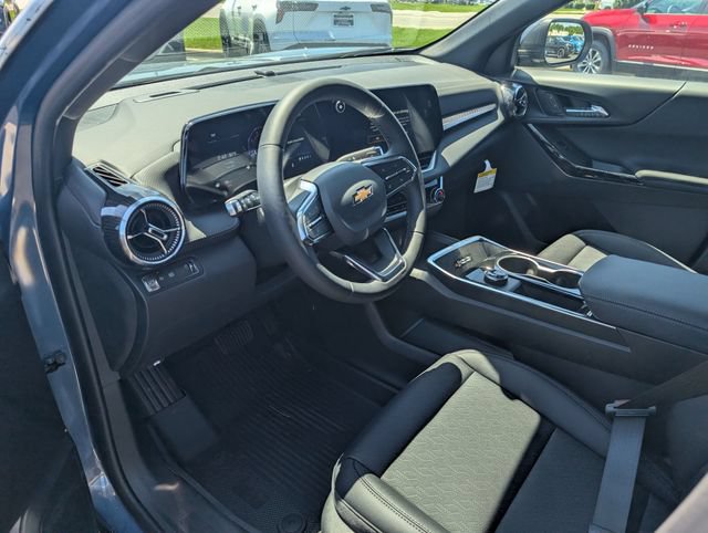 New 2026 Chevrolet Equinox LT w/ Convenience Package II FWD image 12