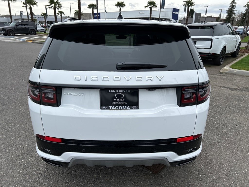 New 2025 Land Rover Discovery Sport S image 6