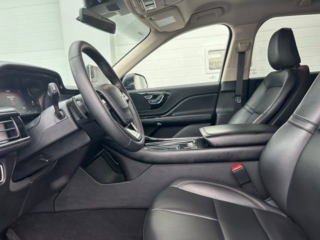 Certified 2024 Lincoln Aviator AWD w/ Elements Package image 8