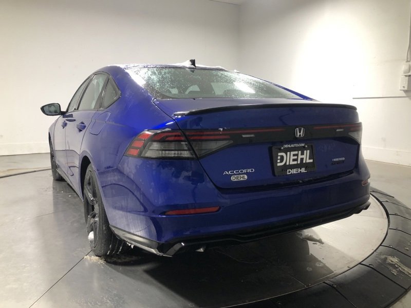 Used 2023 Honda Accord Sport image 5