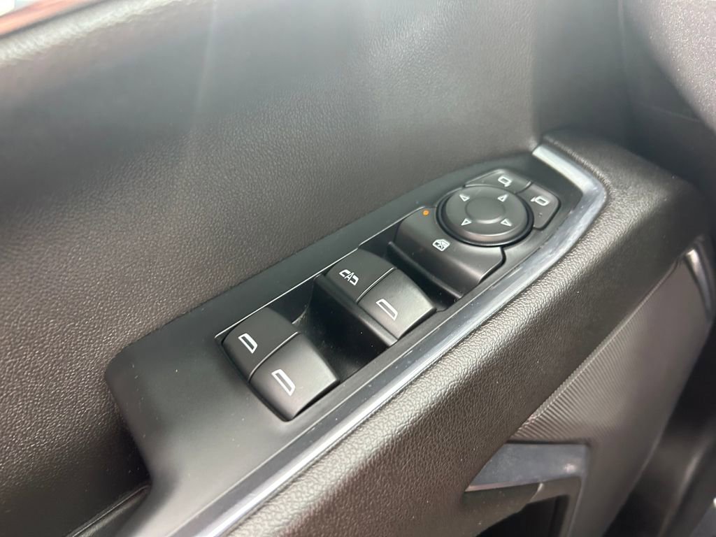 Used 2024 Chevrolet Silverado 1500 LT AWD/4WD image 20
