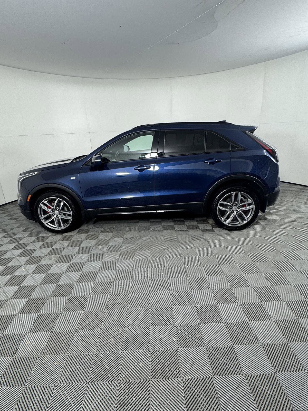 Used 2021 Cadillac XT4 Sport AWD/4WD image 10