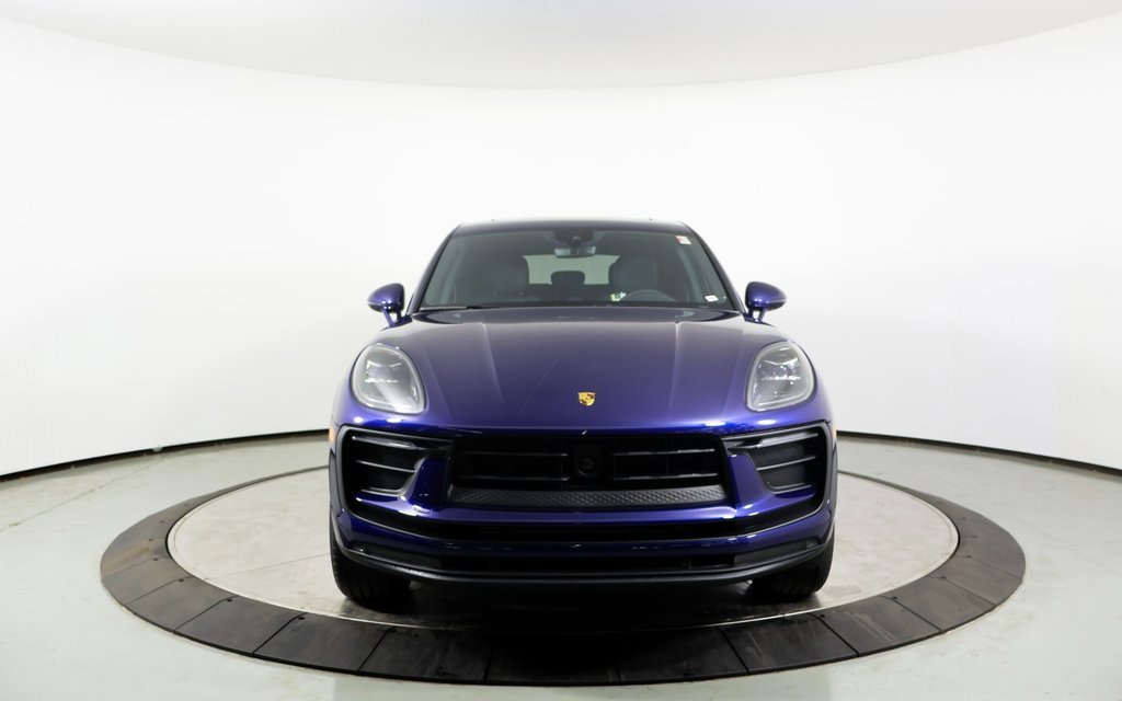 Used 2025 Porsche Macan image 26