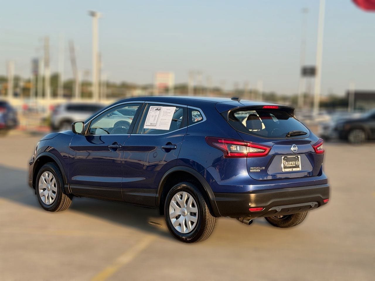 Used 2020 Nissan Rogue Sport S FWD image 4