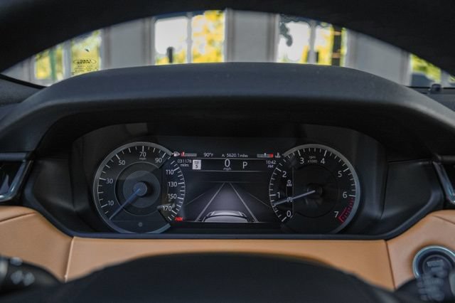 Used 2023 Land Rover Range Rover Velar HST AWD/4WD image 33