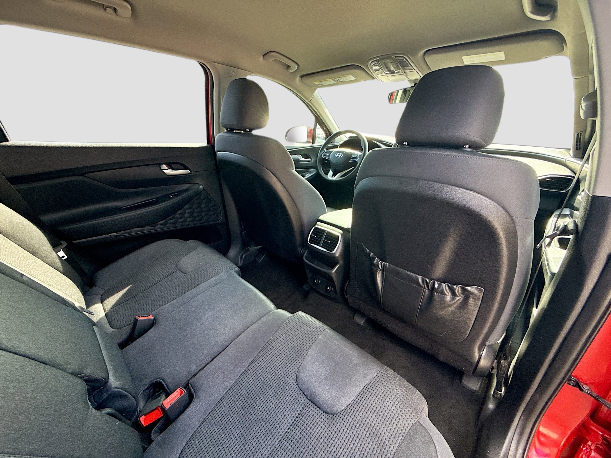 Used 2020 Hyundai Santa Fe SE w/ Cargo Package image 27