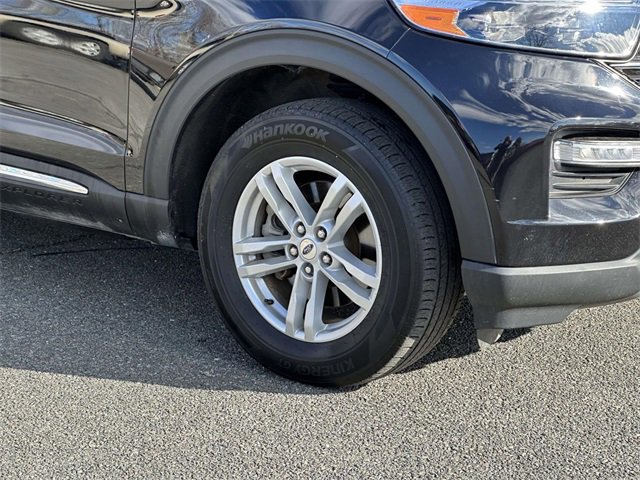 Used 2023 Ford Explorer XLT w/ Equipment Group 202A image 7