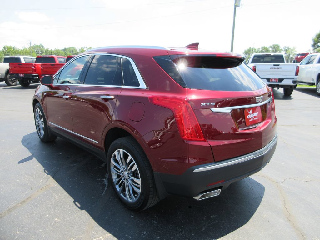 Certified 2018 Cadillac XT5 Premium Luxury FWD image 9