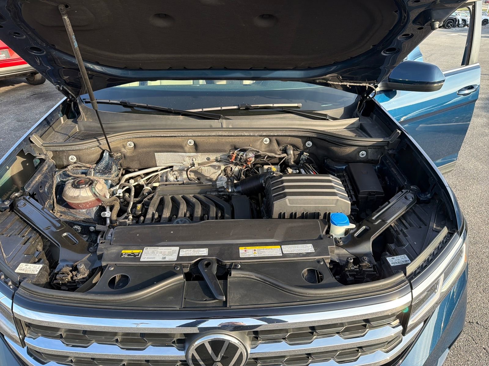 Used 2022 Volkswagen Atlas SE w/ Black Wheel Package image 31