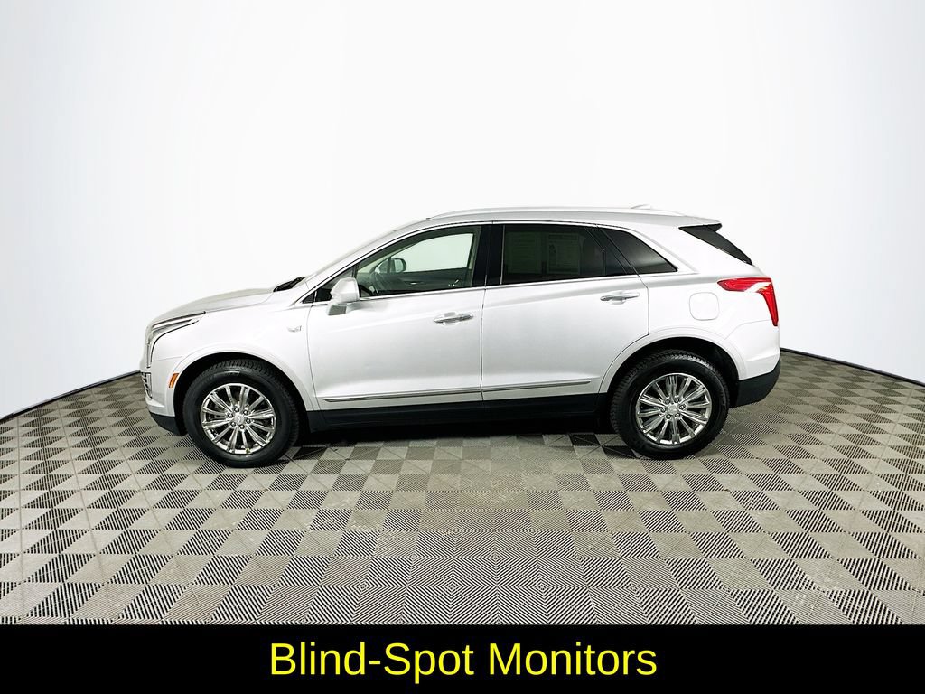 Used 2017 Cadillac XT5 Luxury FWD image 6