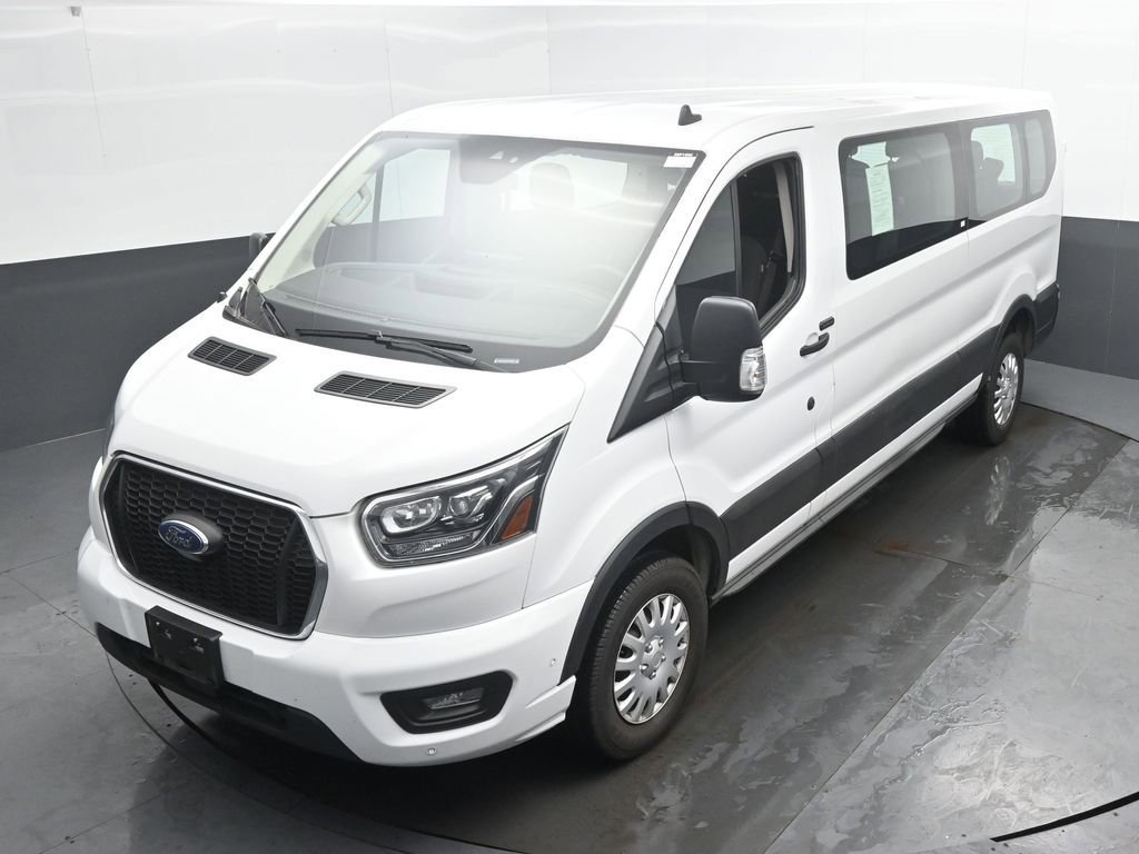 Used 2023 Ford Transit 350 XLT image 36