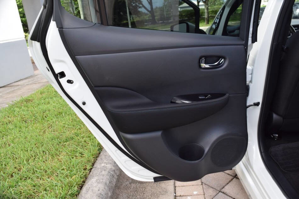 Used 2022 Nissan Leaf SV image 72