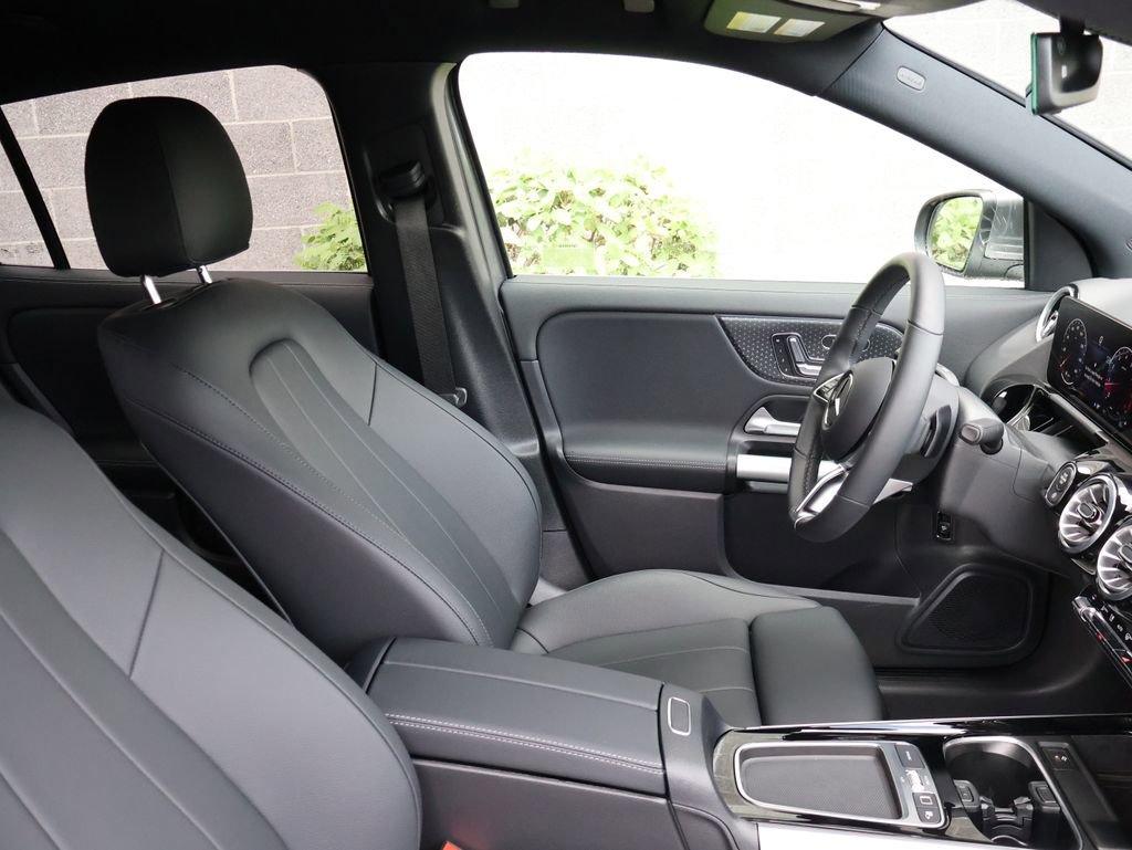 Certified 2025 Mercedes-Benz GLA 250 4MATIC image 10