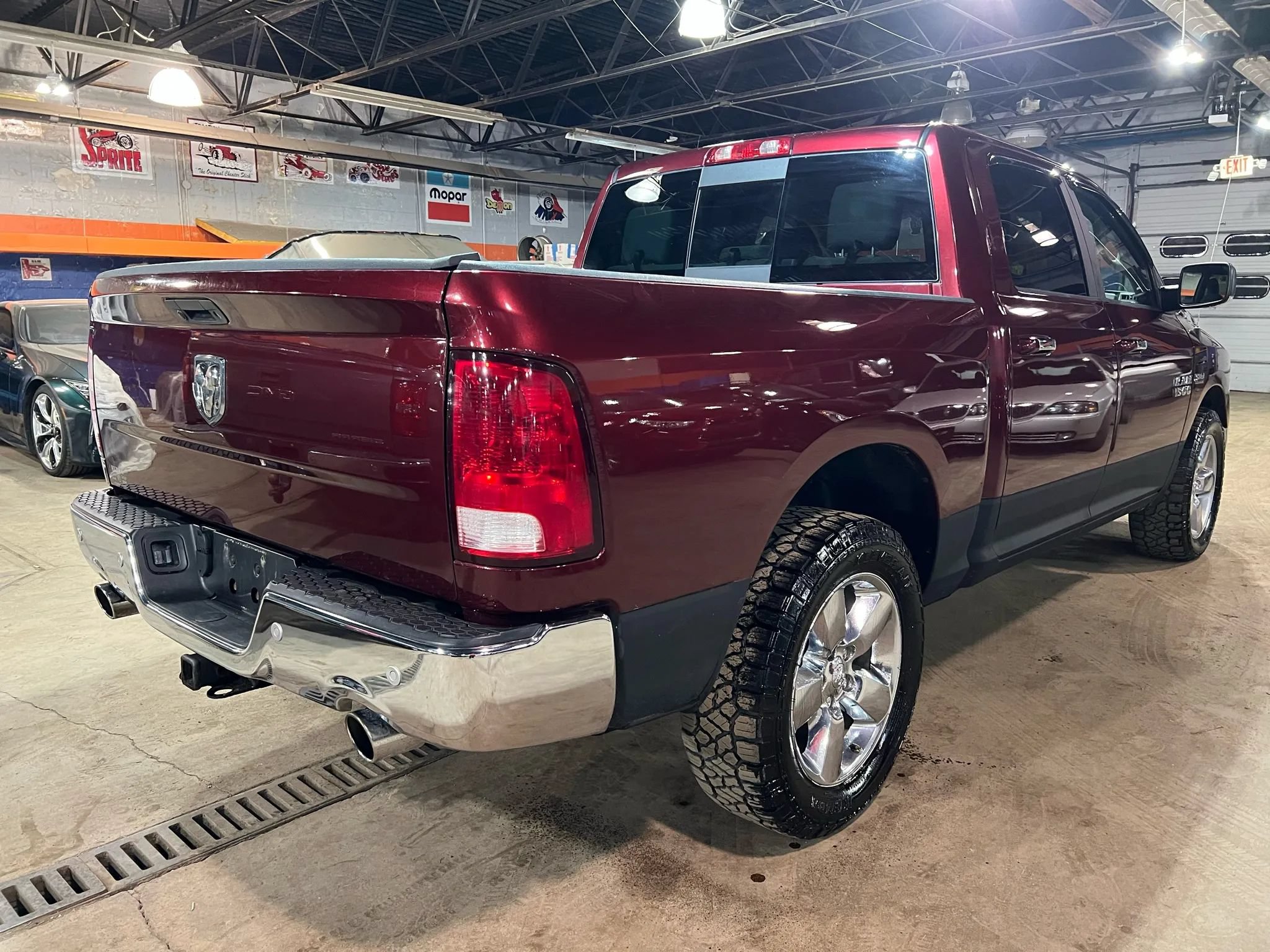 Used 2017 RAM 1500 Big Horn AWD/4WD image 3