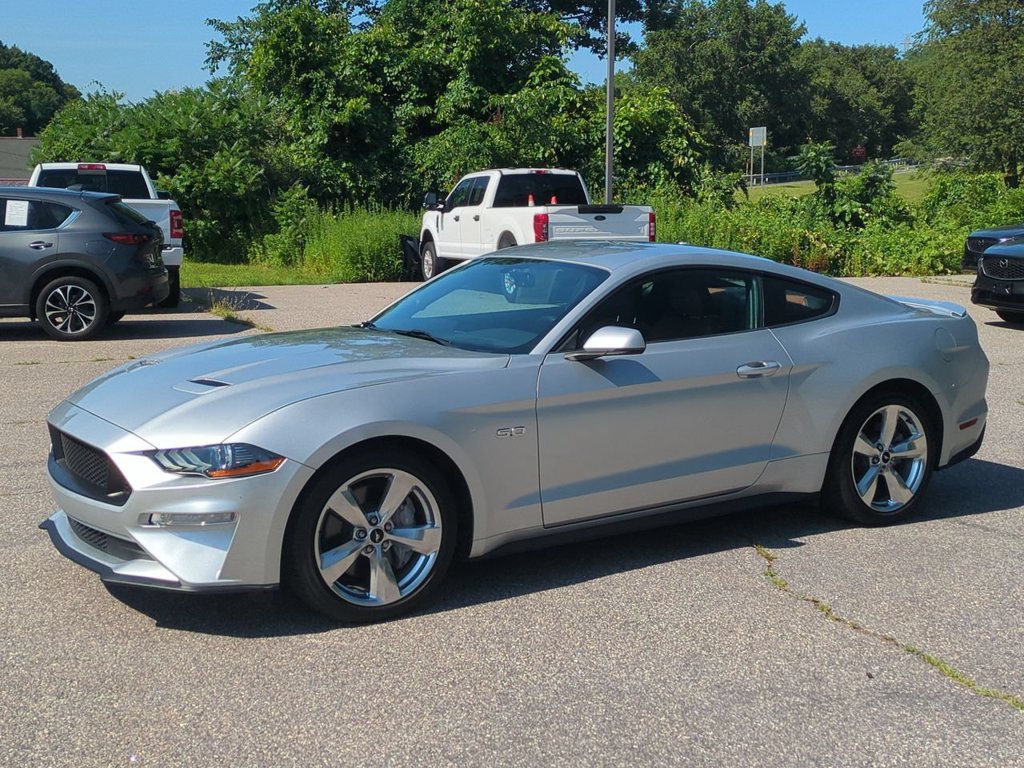 Used 2019 Ford Mustang GT Premium RWD image 2