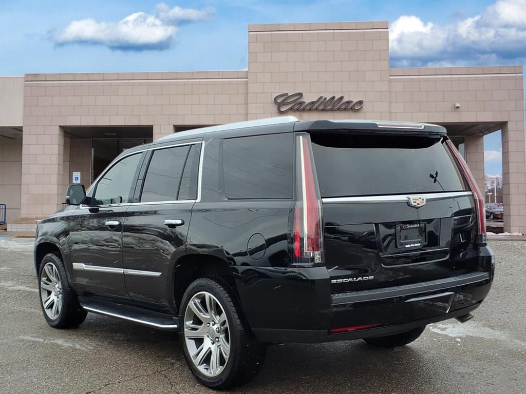 Used 2017 Cadillac Escalade Luxury image 6