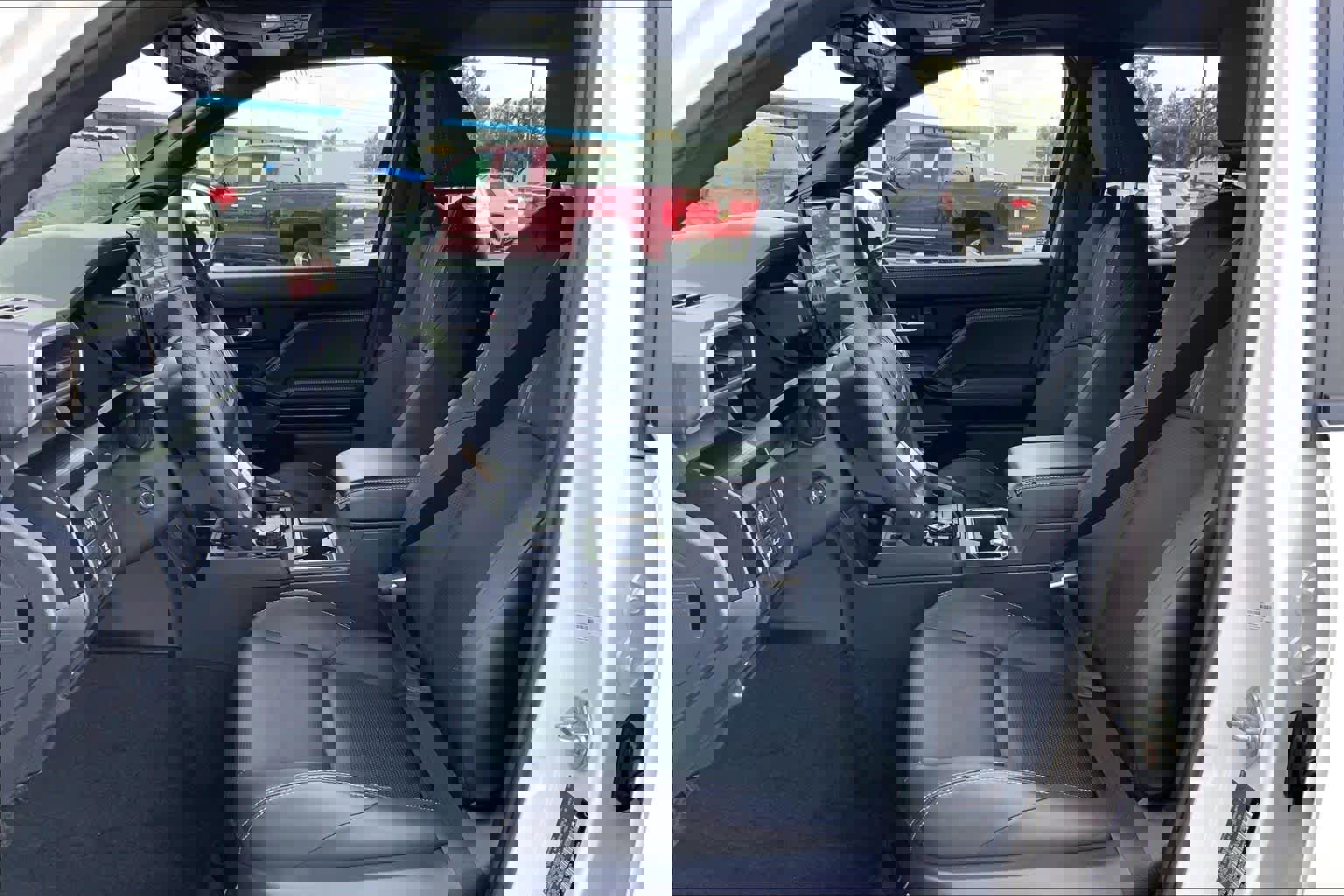 Used 2025 Toyota 4Runner Limited image 7