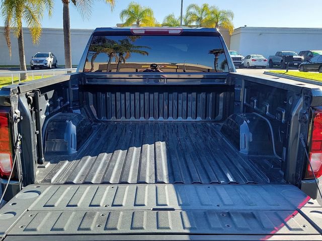 Used 2021 GMC Sierra 1500 Elevation image 18