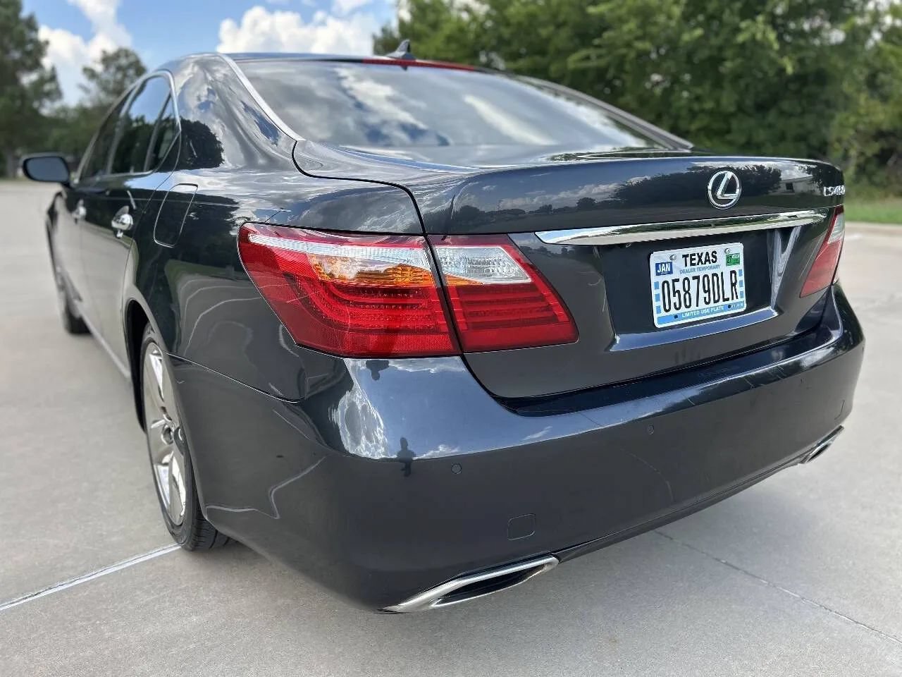 Used 2011 Lexus LS 460 w/ Luxury Value Edition RWD image 8