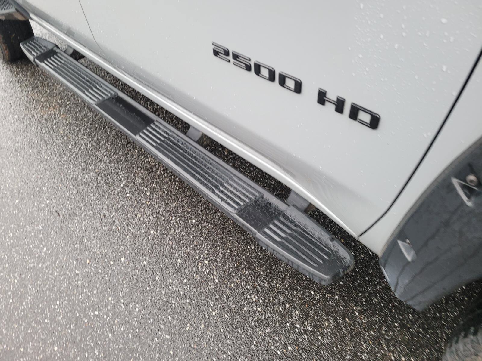 Used 2024 Chevrolet Silverado 2500 Custom w/ LPO, Dark Essentials Package image 6