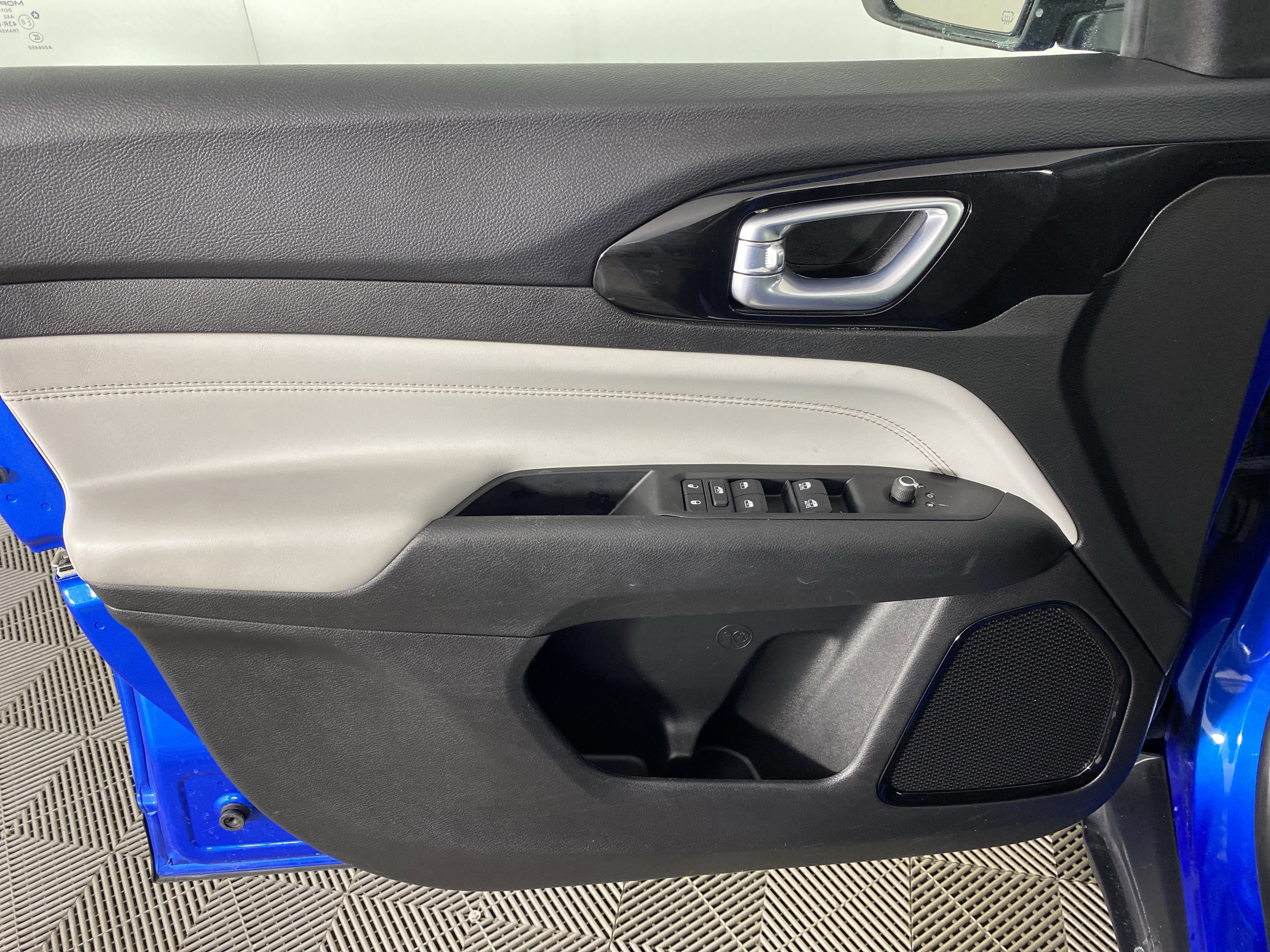 Used 2022 Jeep Compass Limited image 14