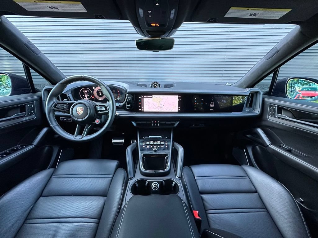 Certified 2024 Porsche Cayenne Turbo GT AWD/4WD image 37