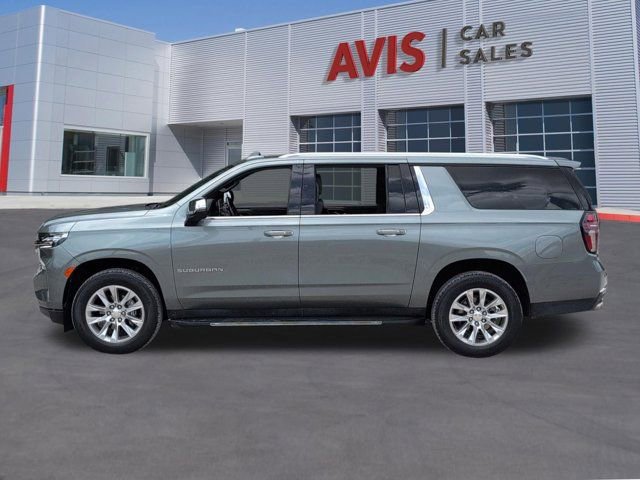 Used 2023 Chevrolet Suburban Premier AWD/4WD image 10