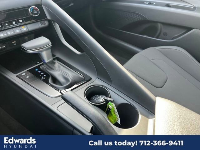 New 2025 Hyundai Elantra Sport image 28