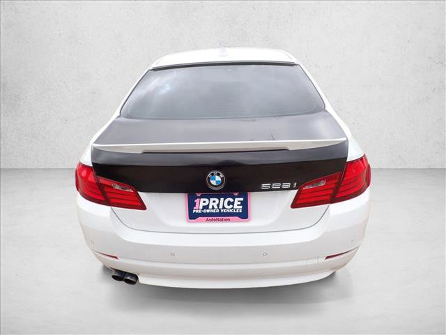 Used 2013 BMW 528i xDrive Sedan image 3