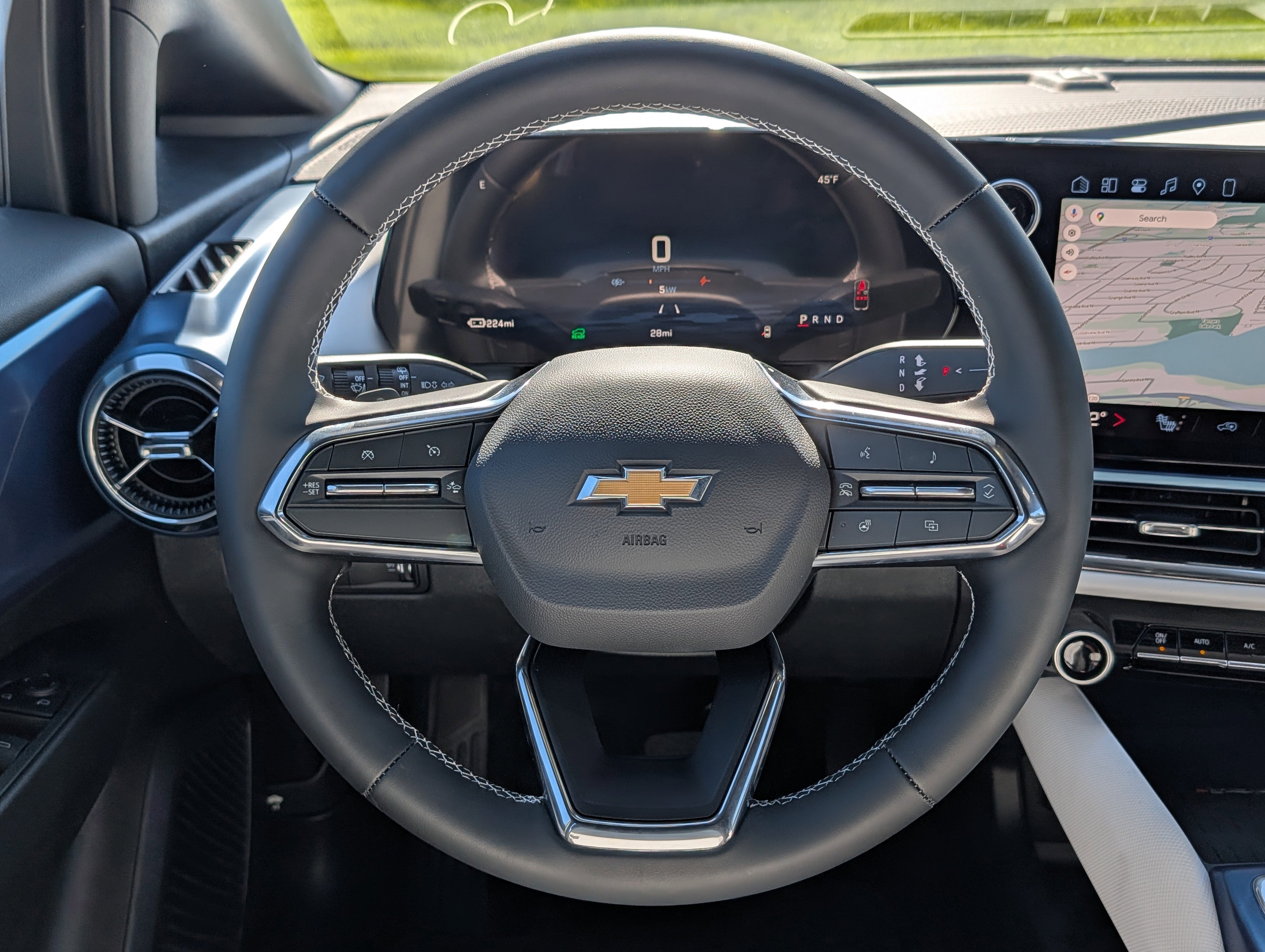 New 2026 Chevrolet Equinox EV LT AWD/4WD image 12