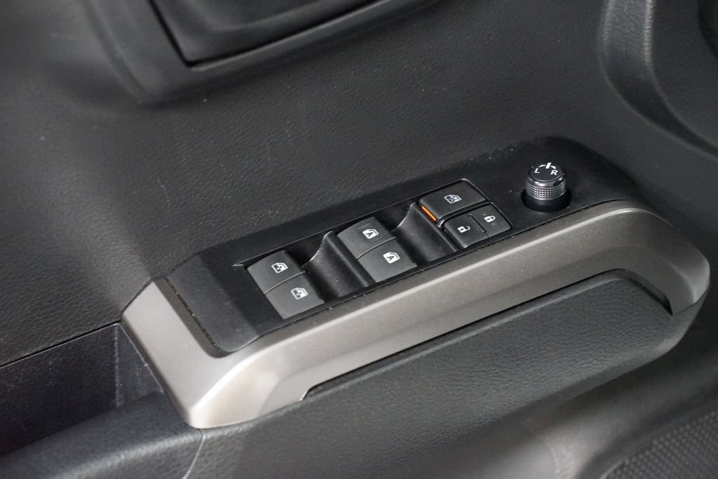 Used 2023 Toyota Tacoma SR5 RWD image 29