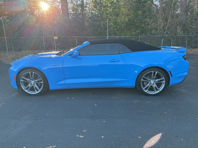 Used 2023 Chevrolet Camaro LT w/ RS Package image 2