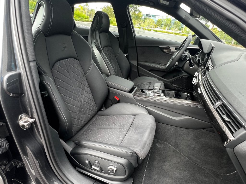 Used 2023 Audi S4 Premium Plus AWD/4WD image 22