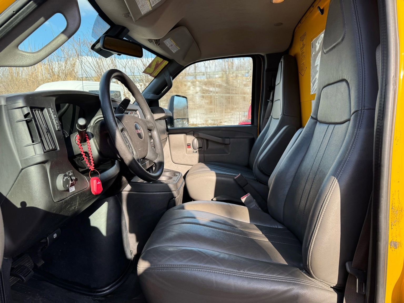 Used 2021 GMC Savana 3500 Extended w/ Power Convenience Package image 8