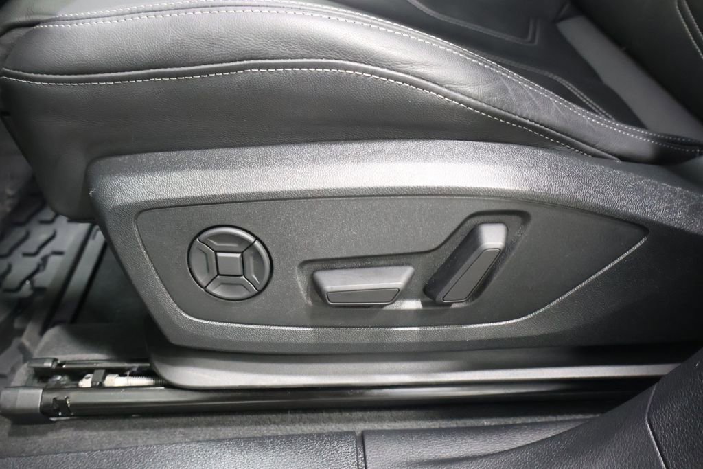 Used 2024 Audi Q3 2.0T Premium Plus w/ Premium Plus Package image 14